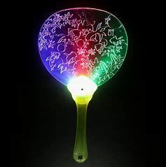 光るうちわ (金魚)